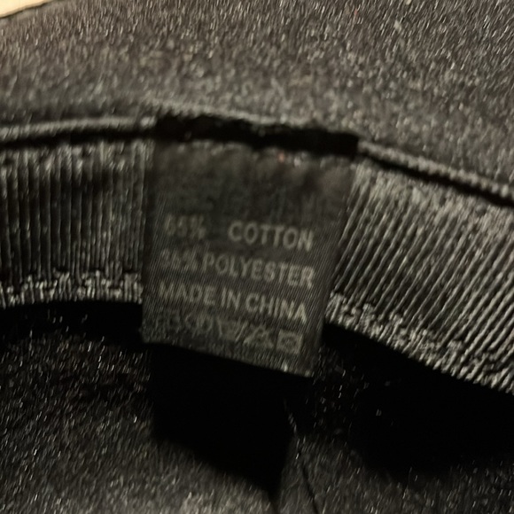 Three fall style hats brand new with out tags - Picture 5 of 8